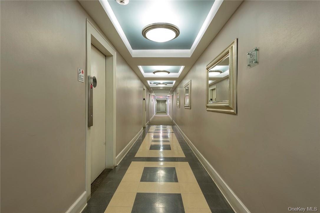 1133 Midland Avenue 1F