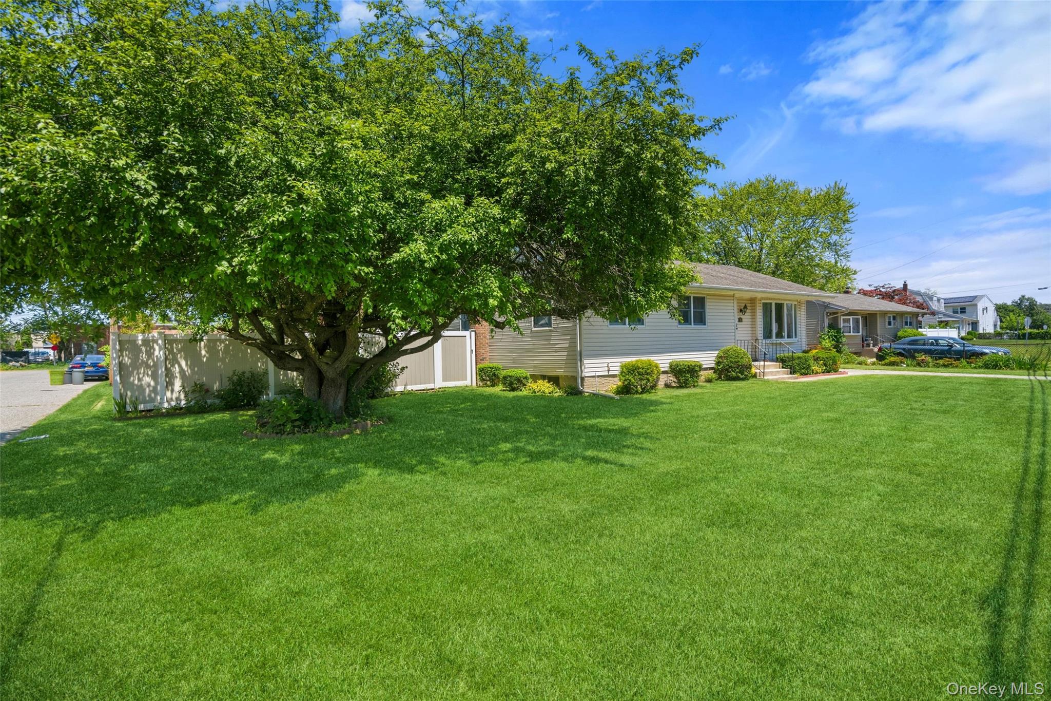 15 Lincoln Avenue