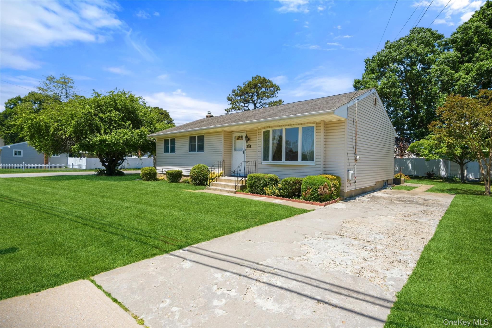 15 Lincoln Avenue