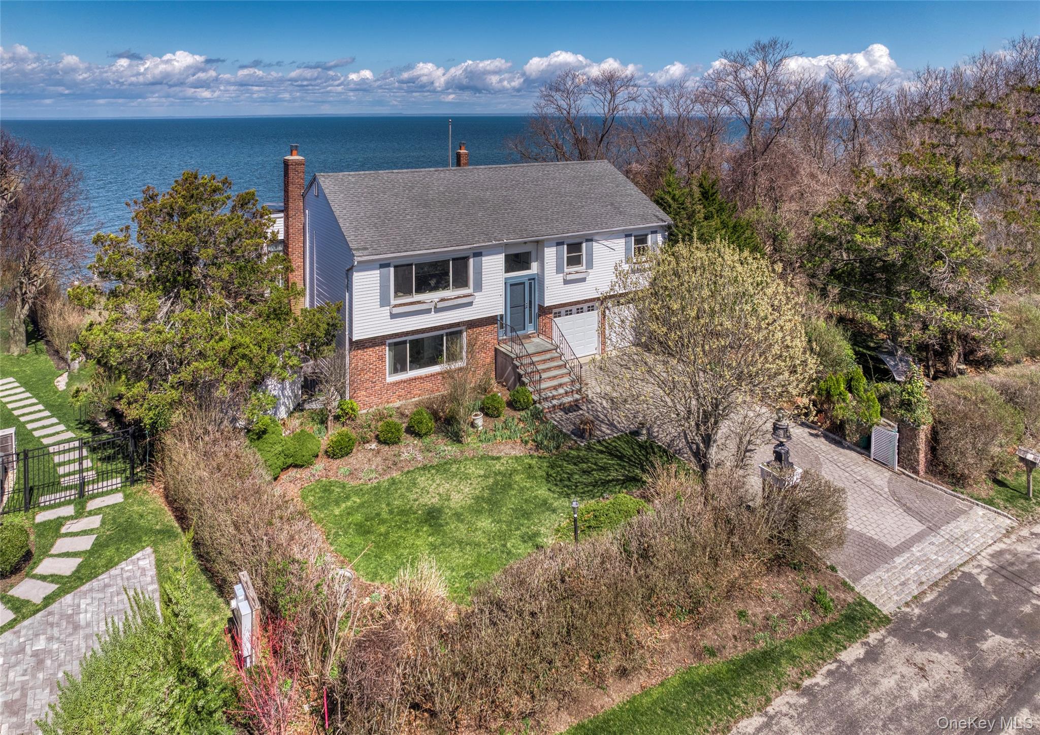 795 Glen Court