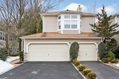 Condo For Sale - 66 Sagamore Drive<br/> Plainview, NY 11803