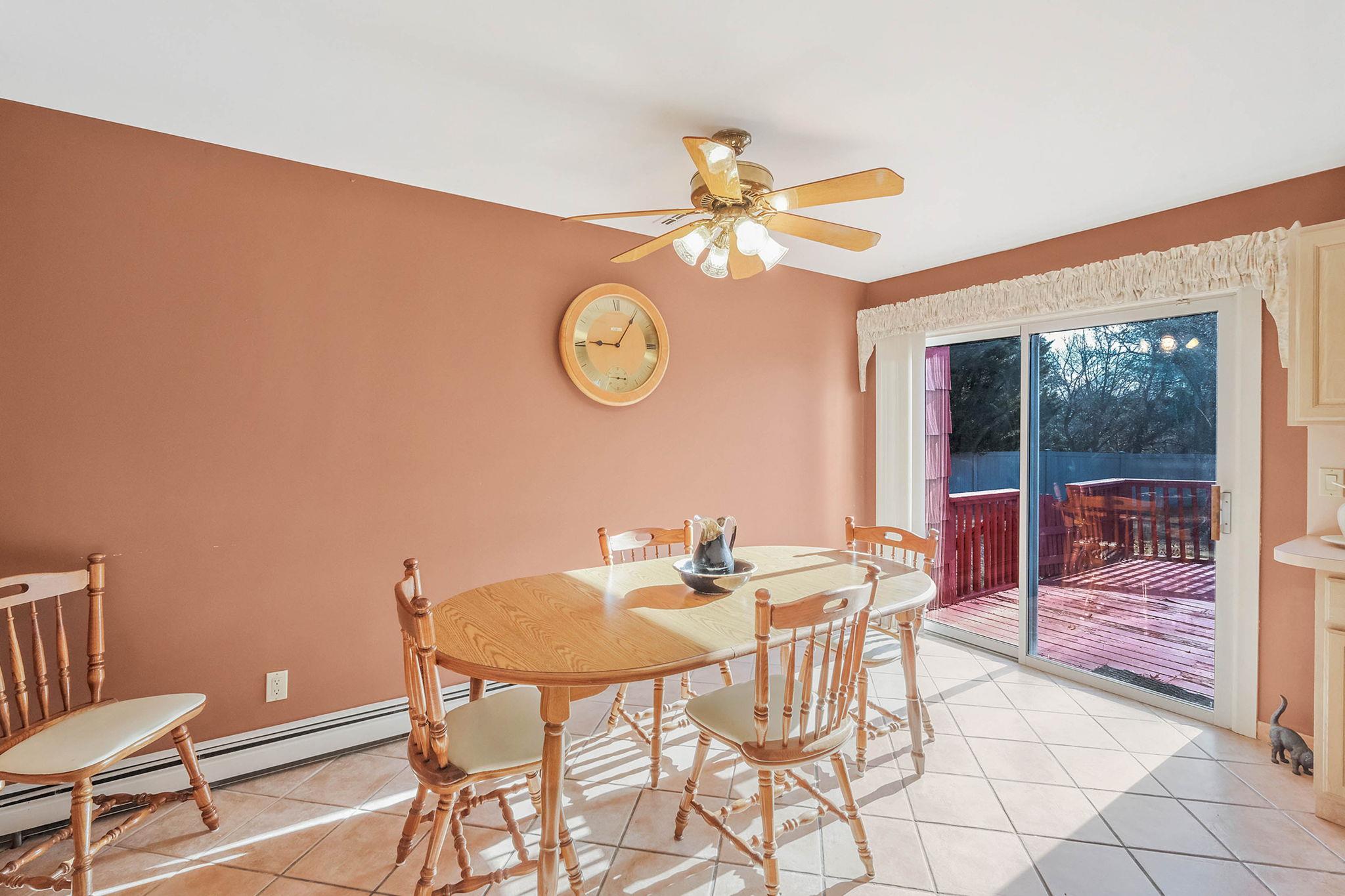 35 Westminster Drive, Bohemia, New York image 9