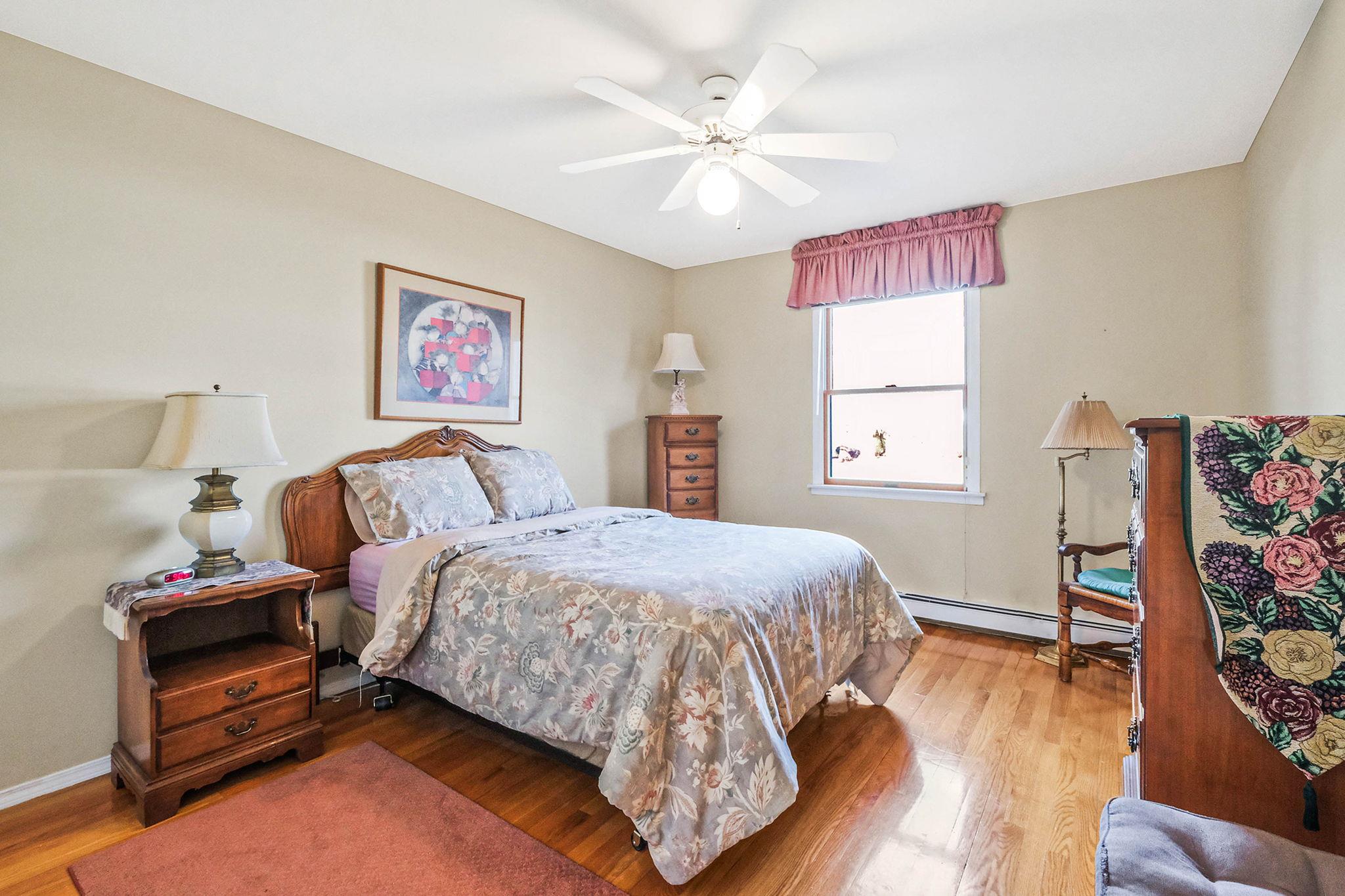 35 Westminster Drive, Bohemia, New York image 20