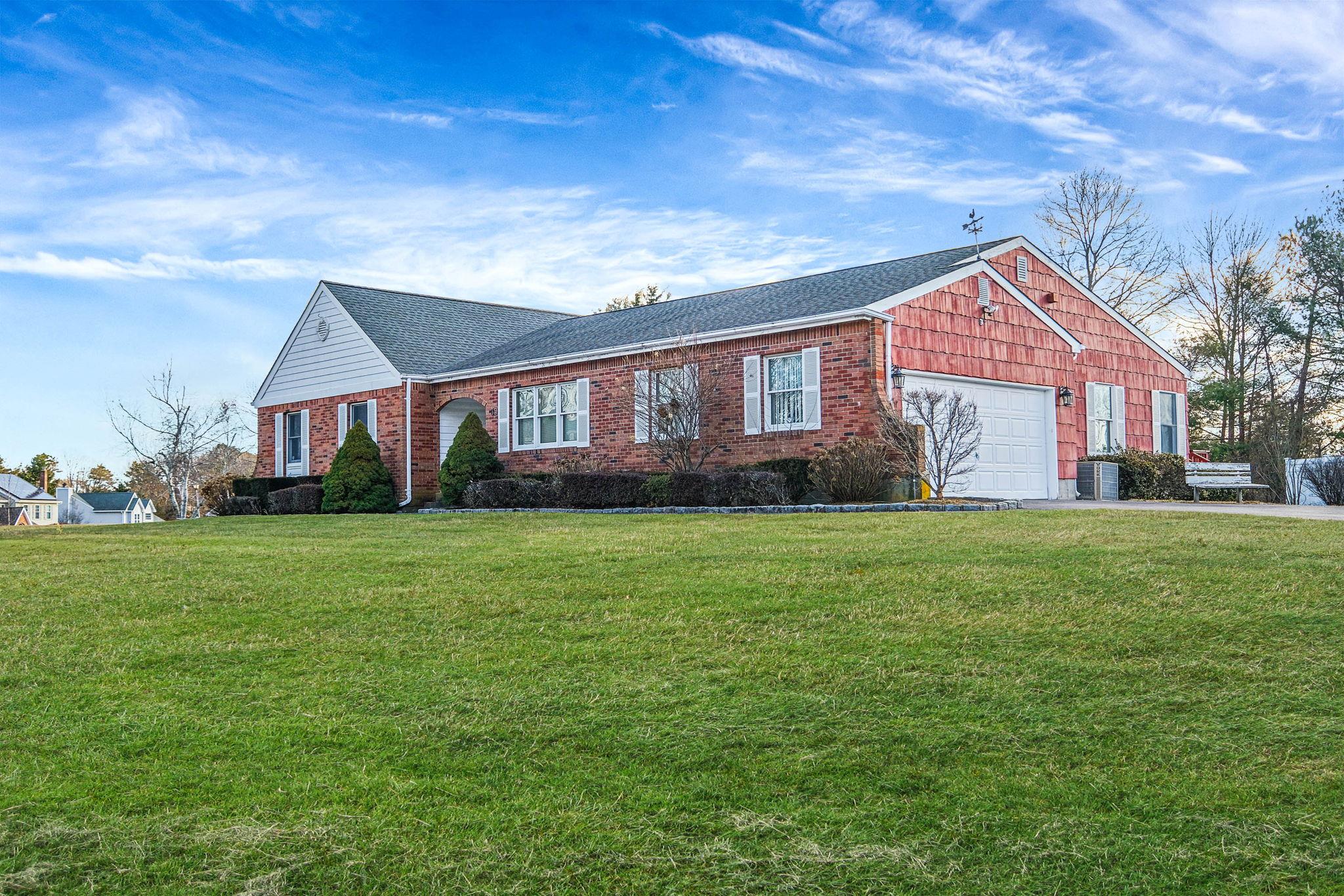35 Westminster Drive, Bohemia, New York image 40