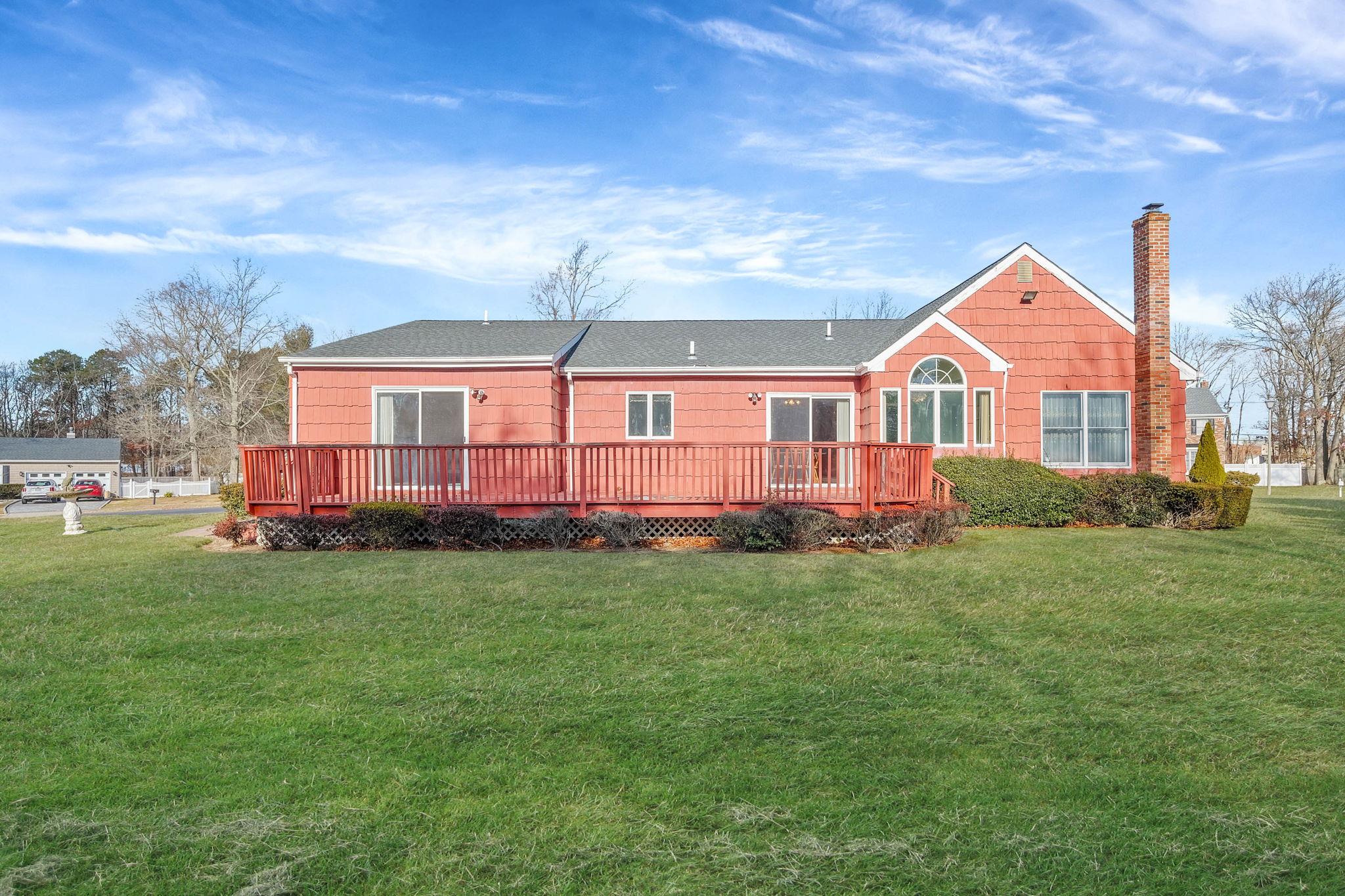 35 Westminster Drive, Bohemia, New York image 36