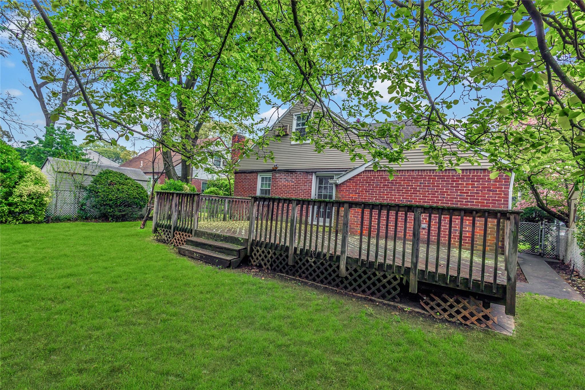 584 Adams Avenue, West Hempstead, New York image 22