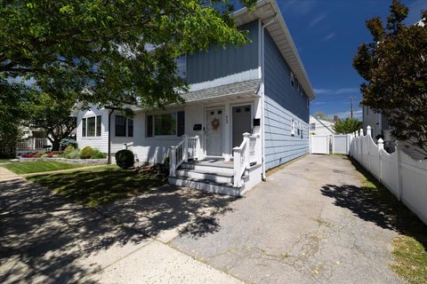 Apartment For Rent - 449 E Market Street<br/> Long Beach, NY 11561