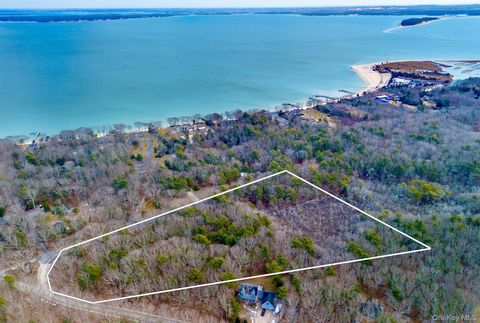 Vacant Land For Sale - 11200 N Bayview Road<br/> Southold, NY 11971