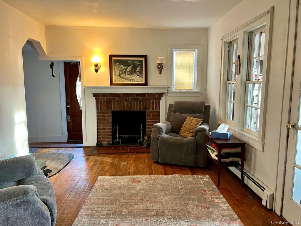 Photo of 67 Dutchess Terrace, Beacon, NY 12508 (MLS # 952127)