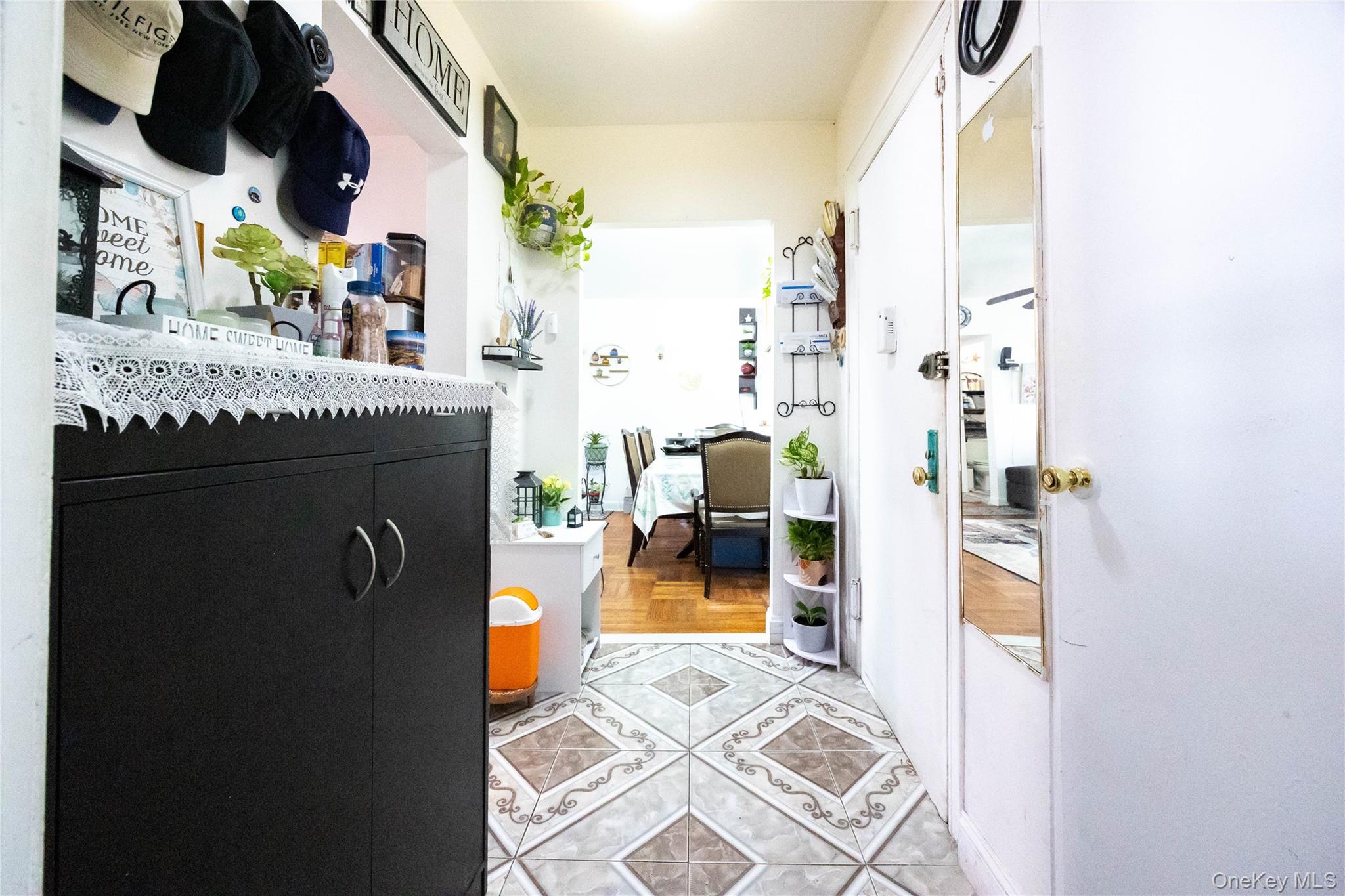 1506 Overing Street 6C