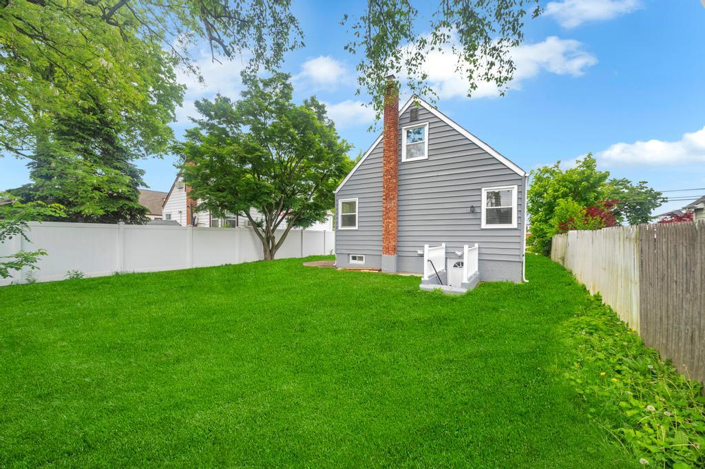 20 Fairfax Street, Valley Stream, New York image 3