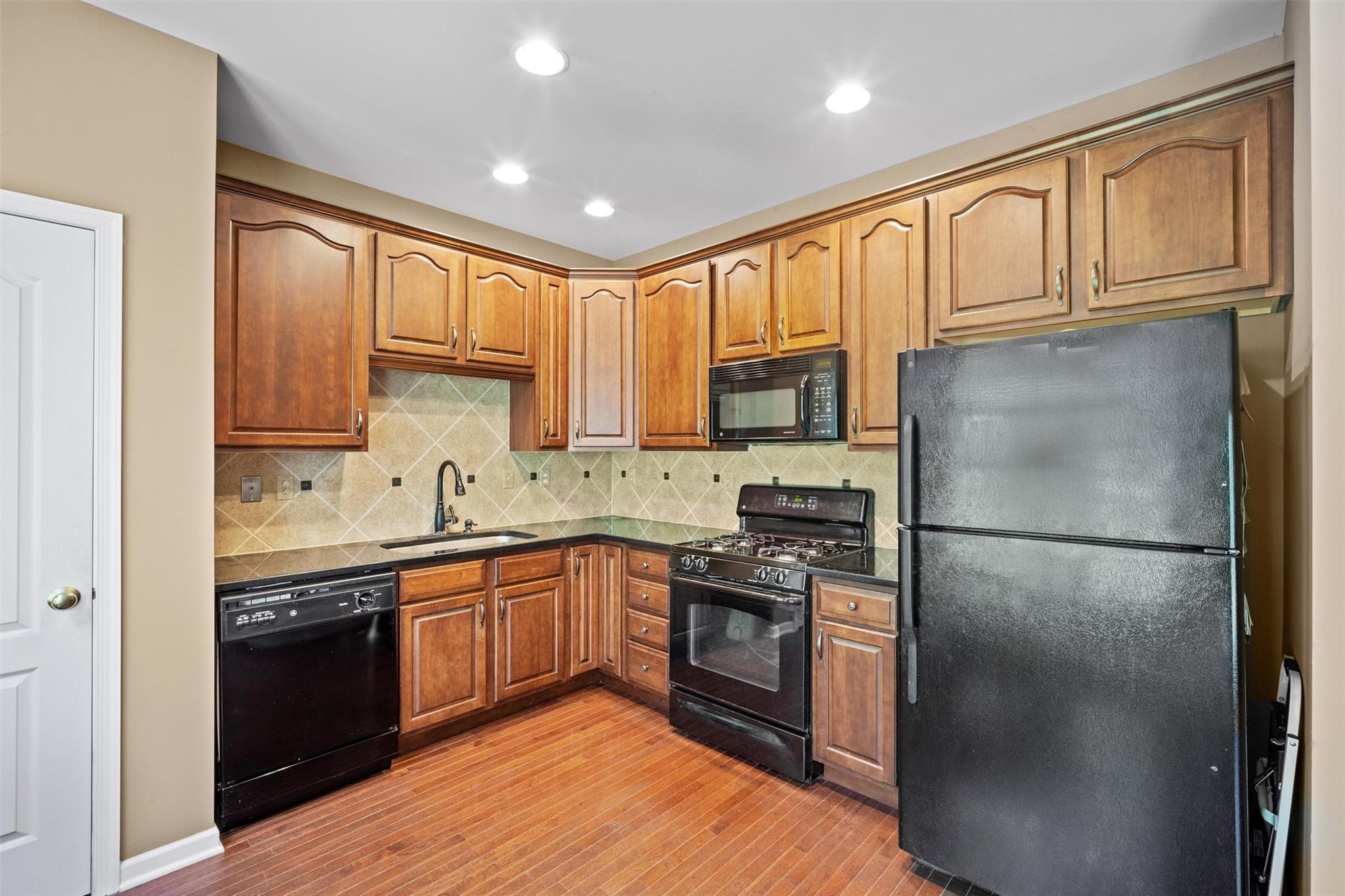 837 Huntington Drive #152, Fishkill, New York image 2