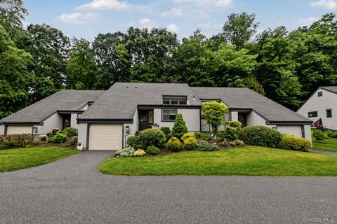 Condo For Sale - 334 Heritage Hills #B<br/> Somers, NY 10589