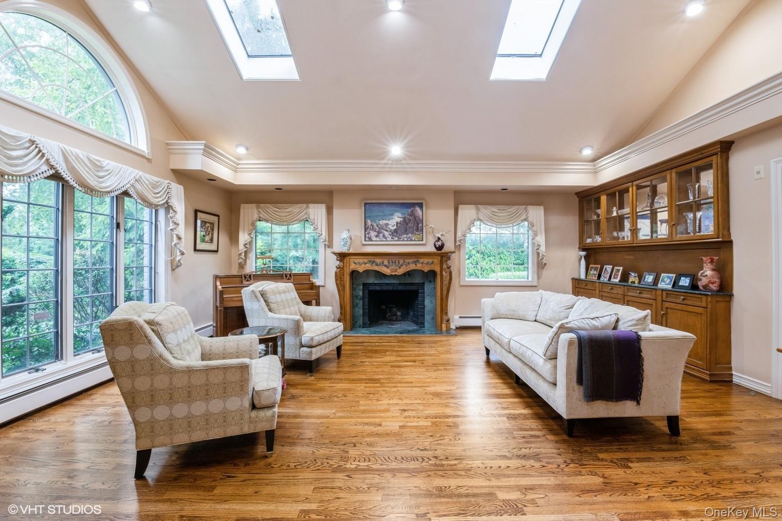 835 Barberry Lane