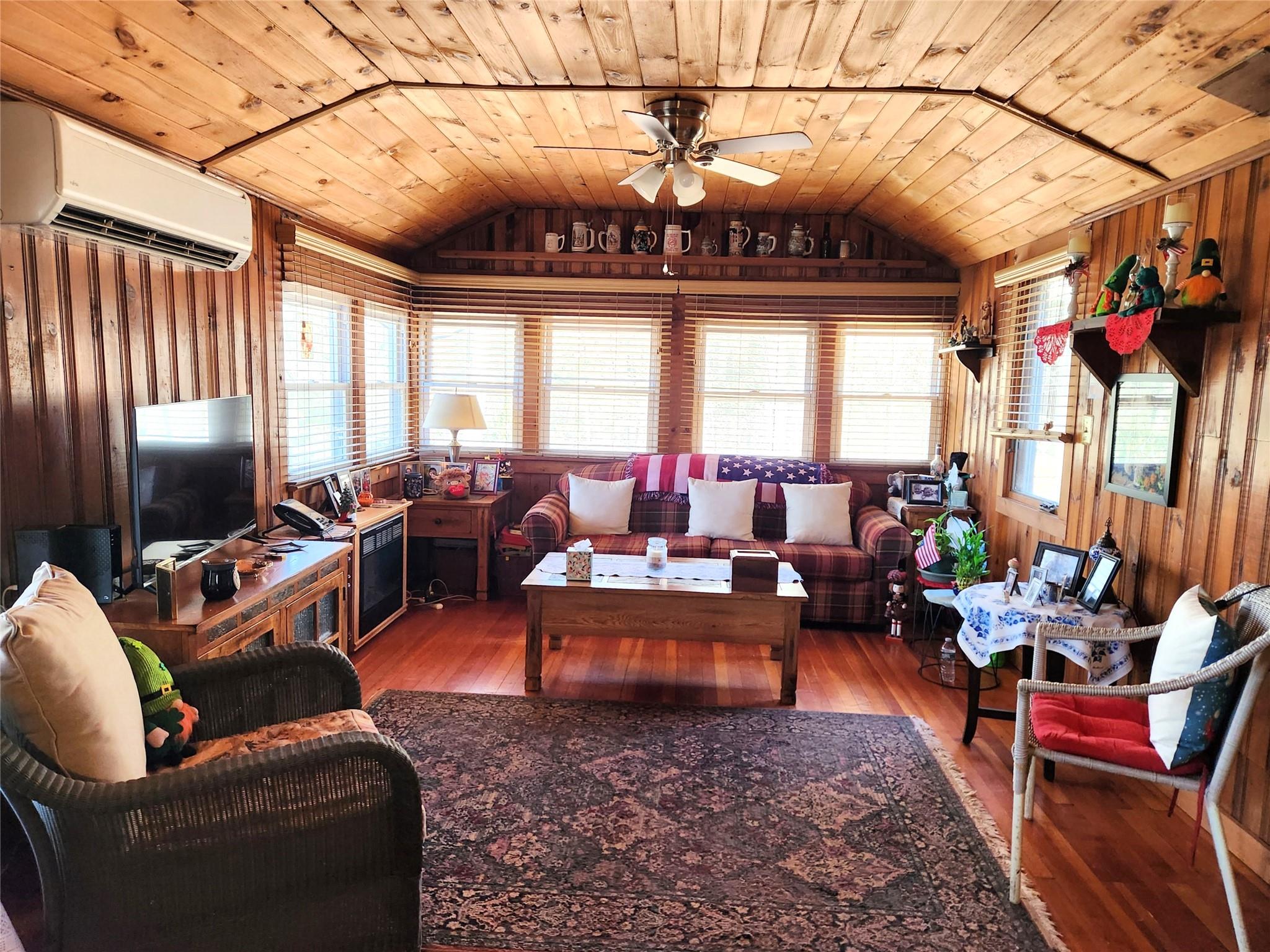 7 Hemlock Avenue, Smallwood, New York image 5