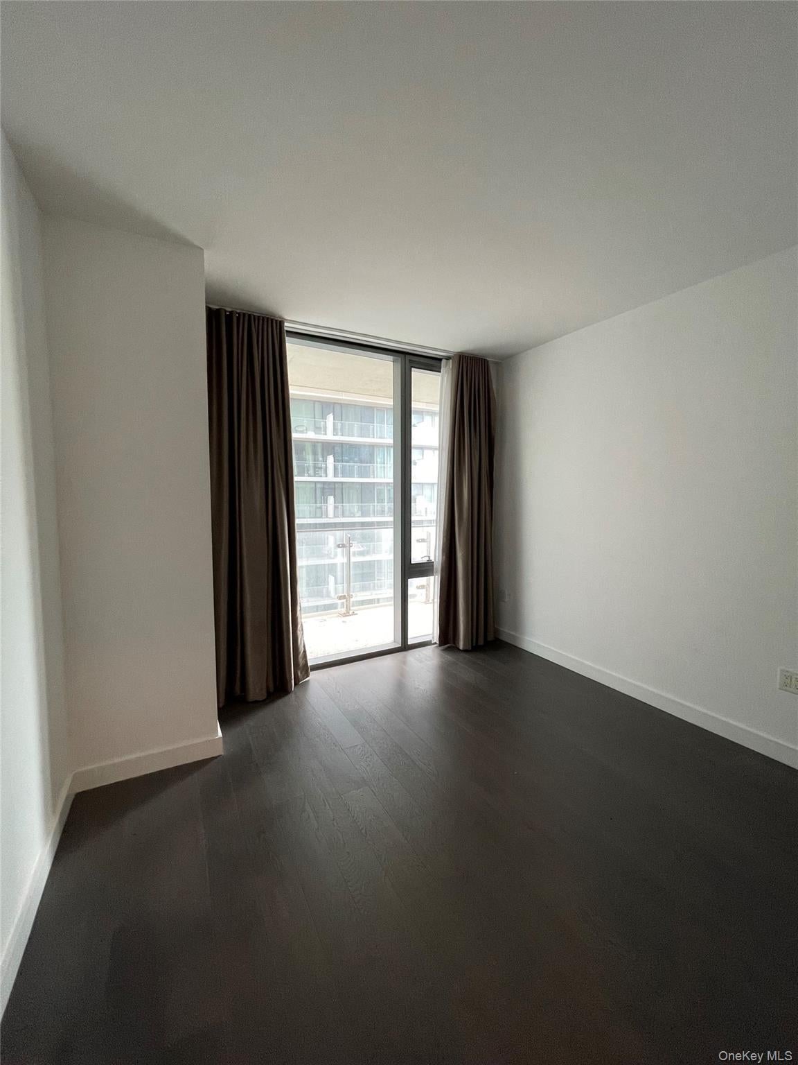 131-05 40th Road 15M