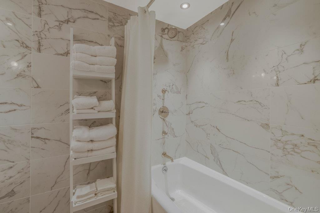 155 W 15th Street 1E