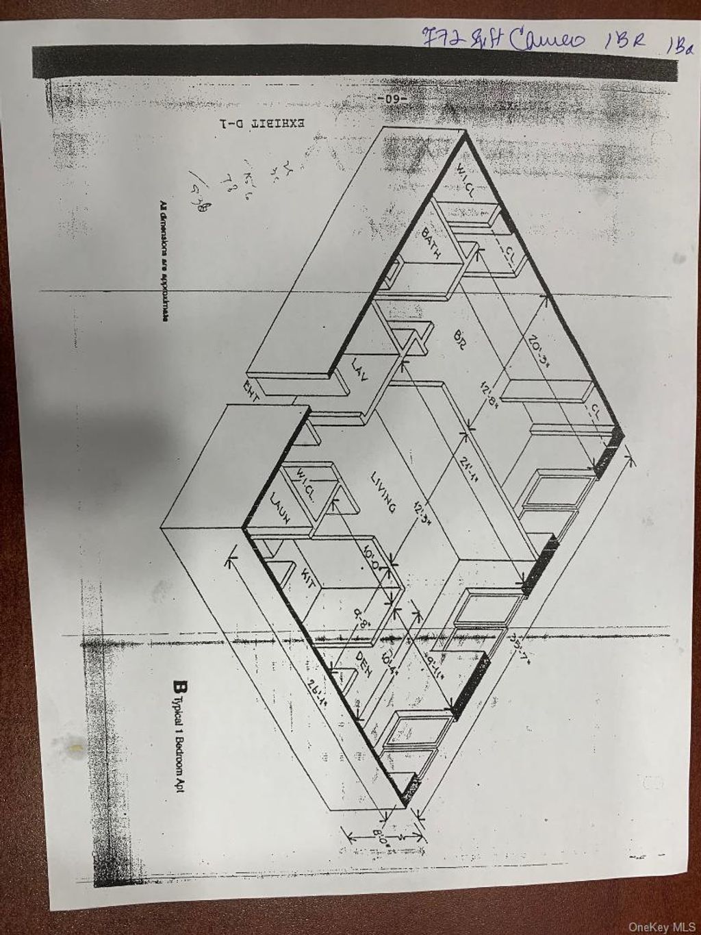 Photo of 1 ipswich Avenue #225, Great Neck, NY 11021 (MLS # 961051)