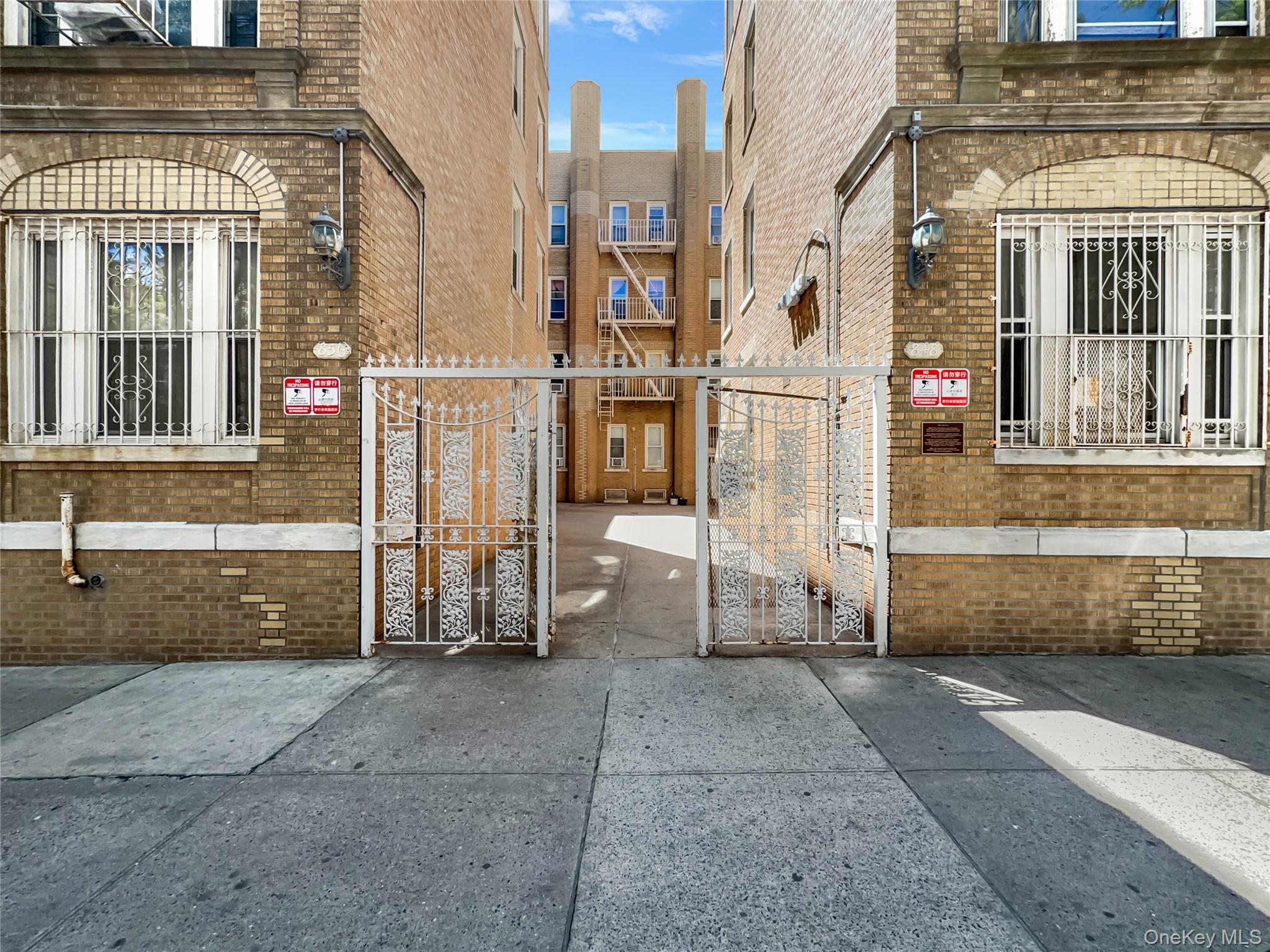 848 43rd Street 22