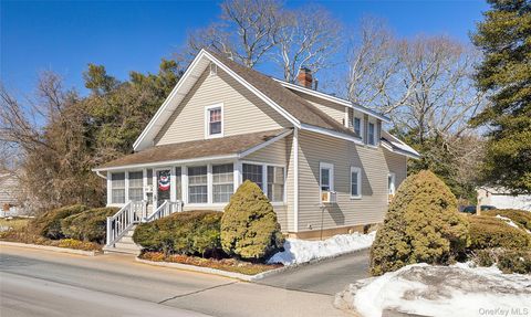 3259 Union Boulevard East Islip NY 11730