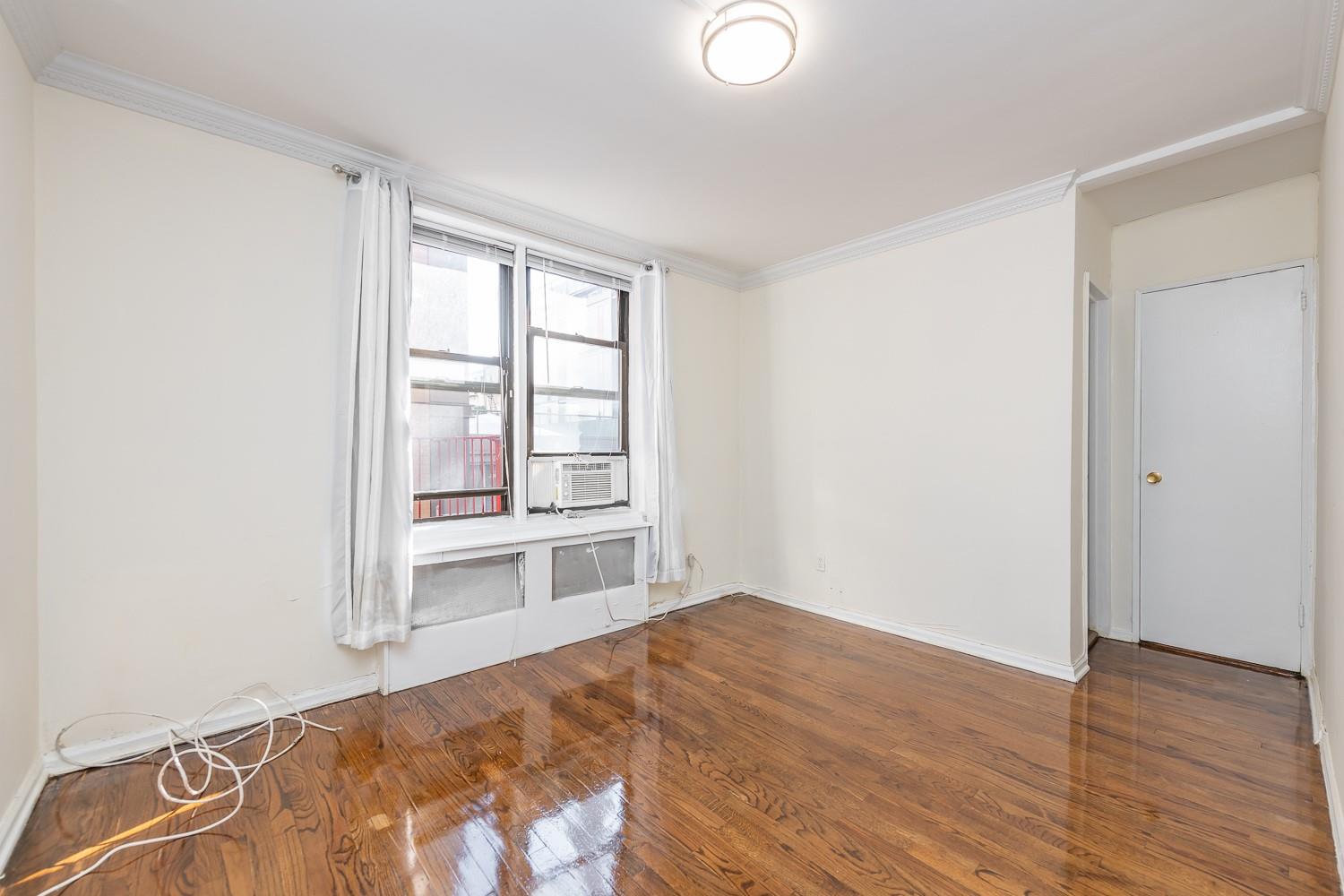 1420 York Avenue 3G