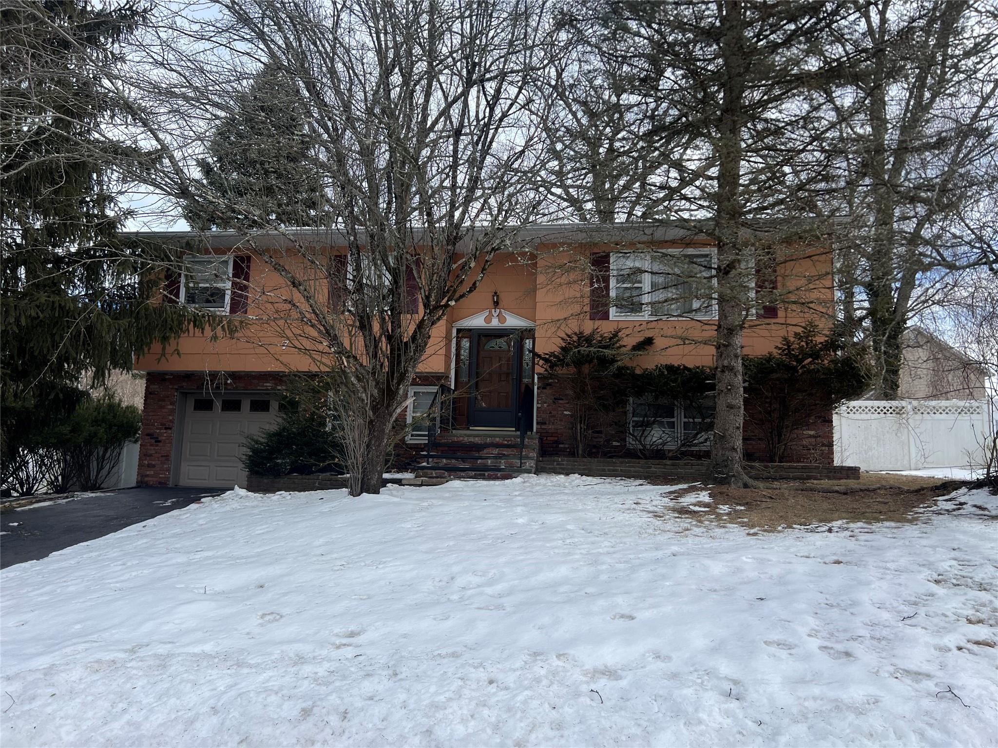7 Autumn Lane, Stony Point, New York image 1