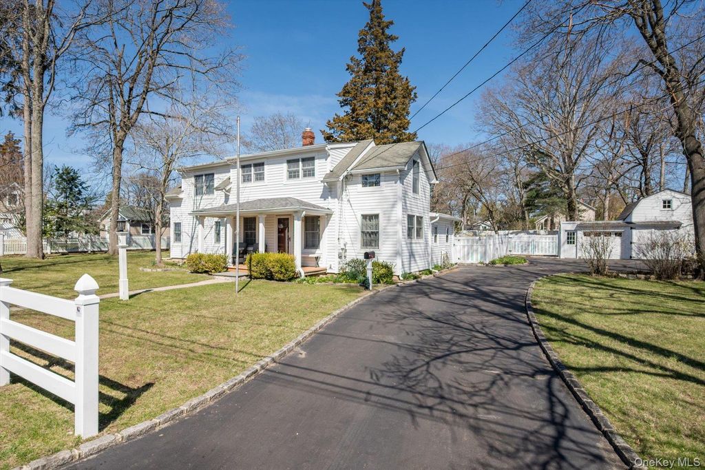 Photo of 119 7th Street, Saint James, NY 11780 (MLS # 981603)