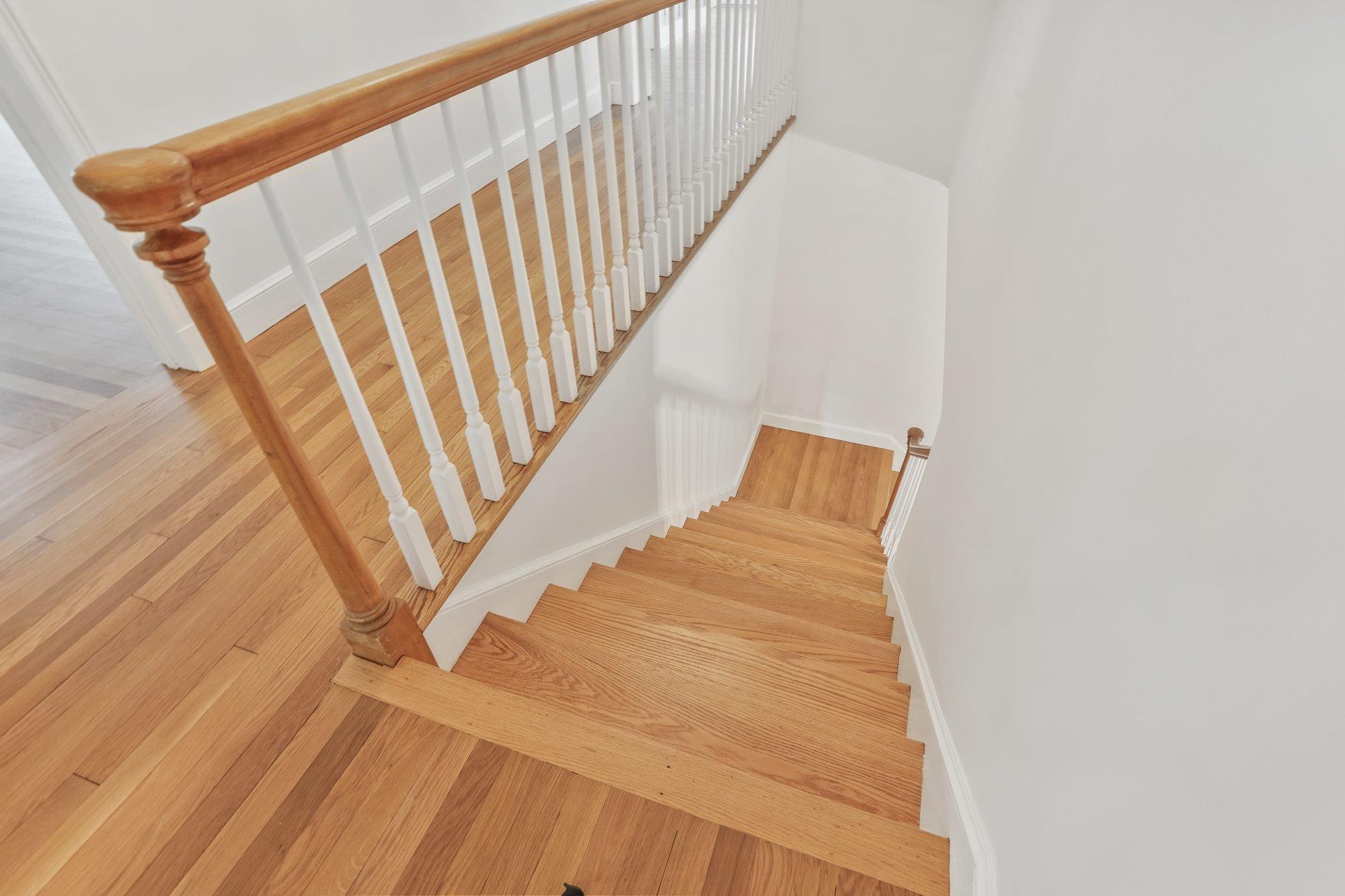 23 Round Hill Road, Chappaqua, New York image 17