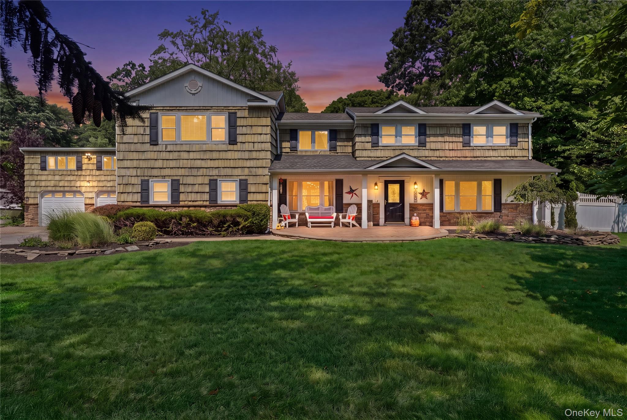 Photo 1 of 50 — 11 Tern Court, East Islip, NY 11730