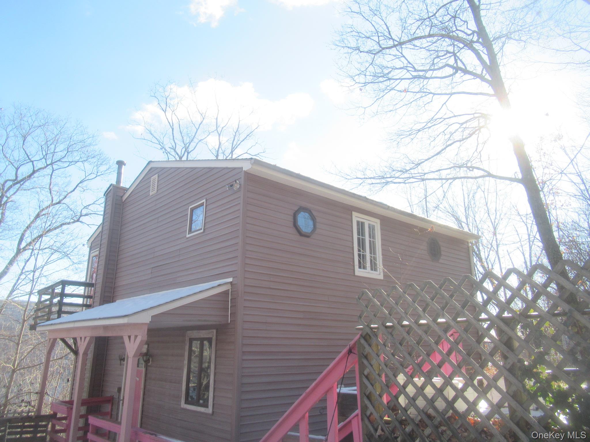 70 Deer Trail N