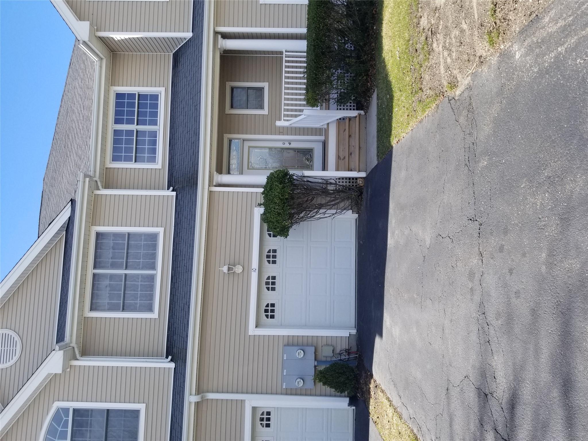 10 NE Emilys Way, East Setauket, New York image 14