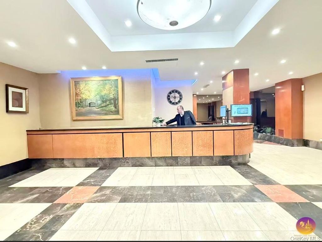 Photo of 11817 Union Street #14J, Forest Hills, NY 11357 (MLS # 977596)