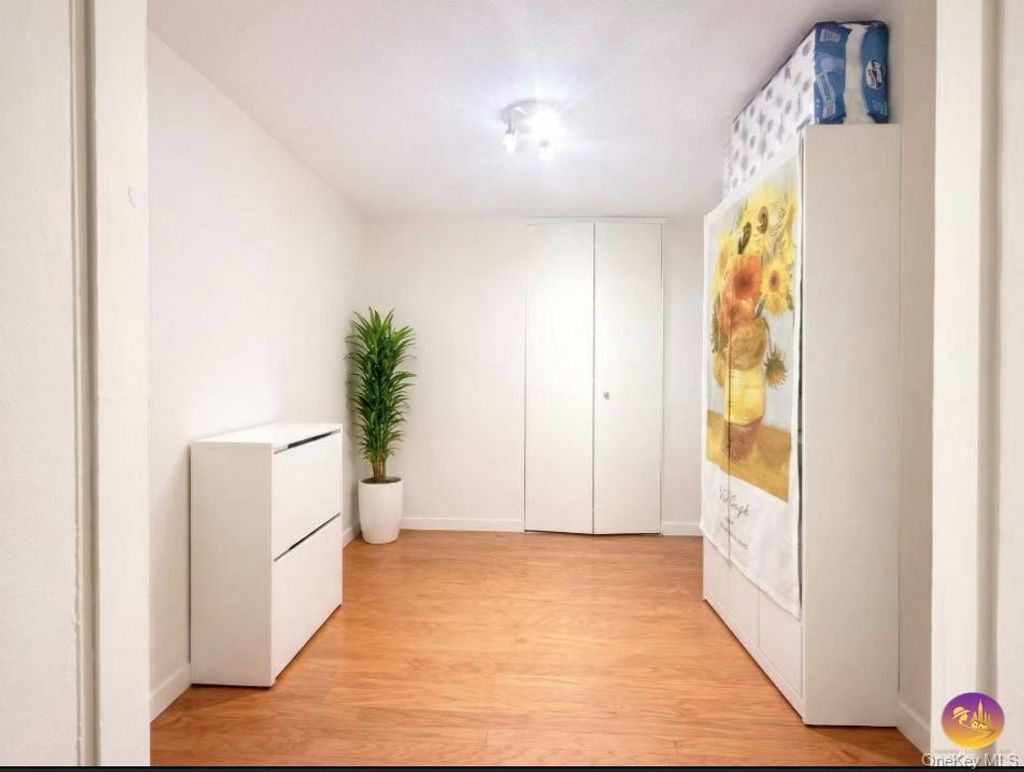 Photo of 11817 Union Street #14J, Forest Hills, NY 11357 (MLS # 977596)