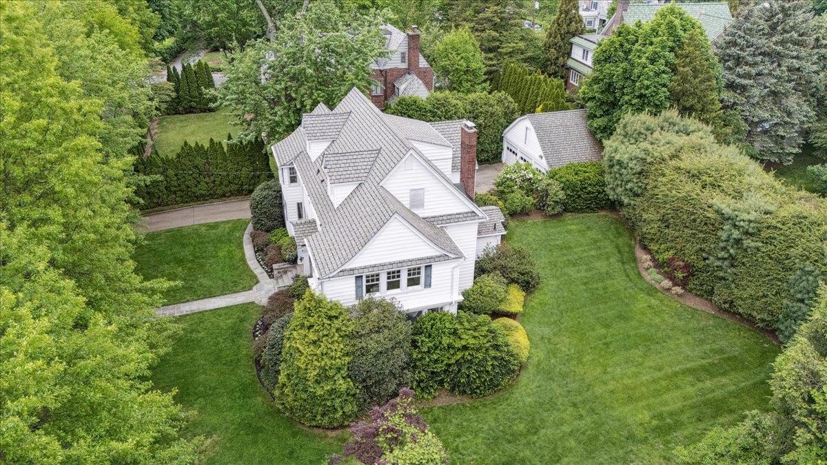 16 Broadfield Road, New Rochelle, New York image 26