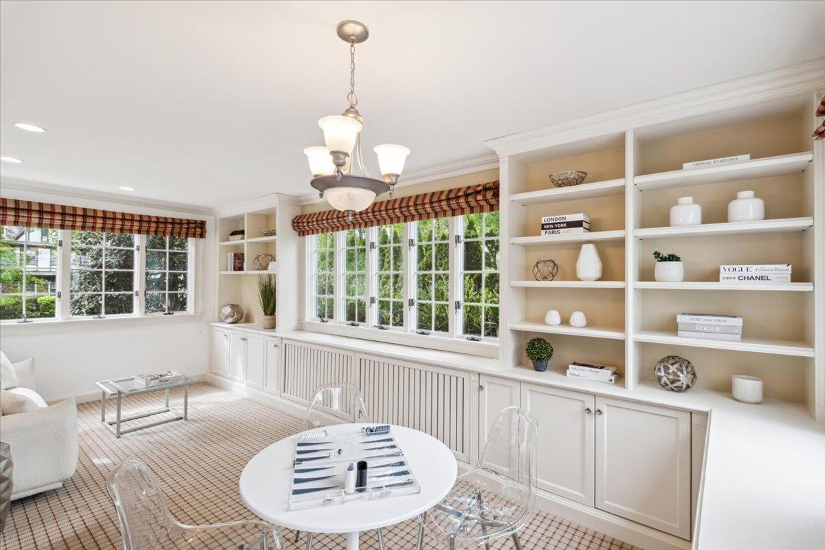 16 Broadfield Road, New Rochelle, New York image 8