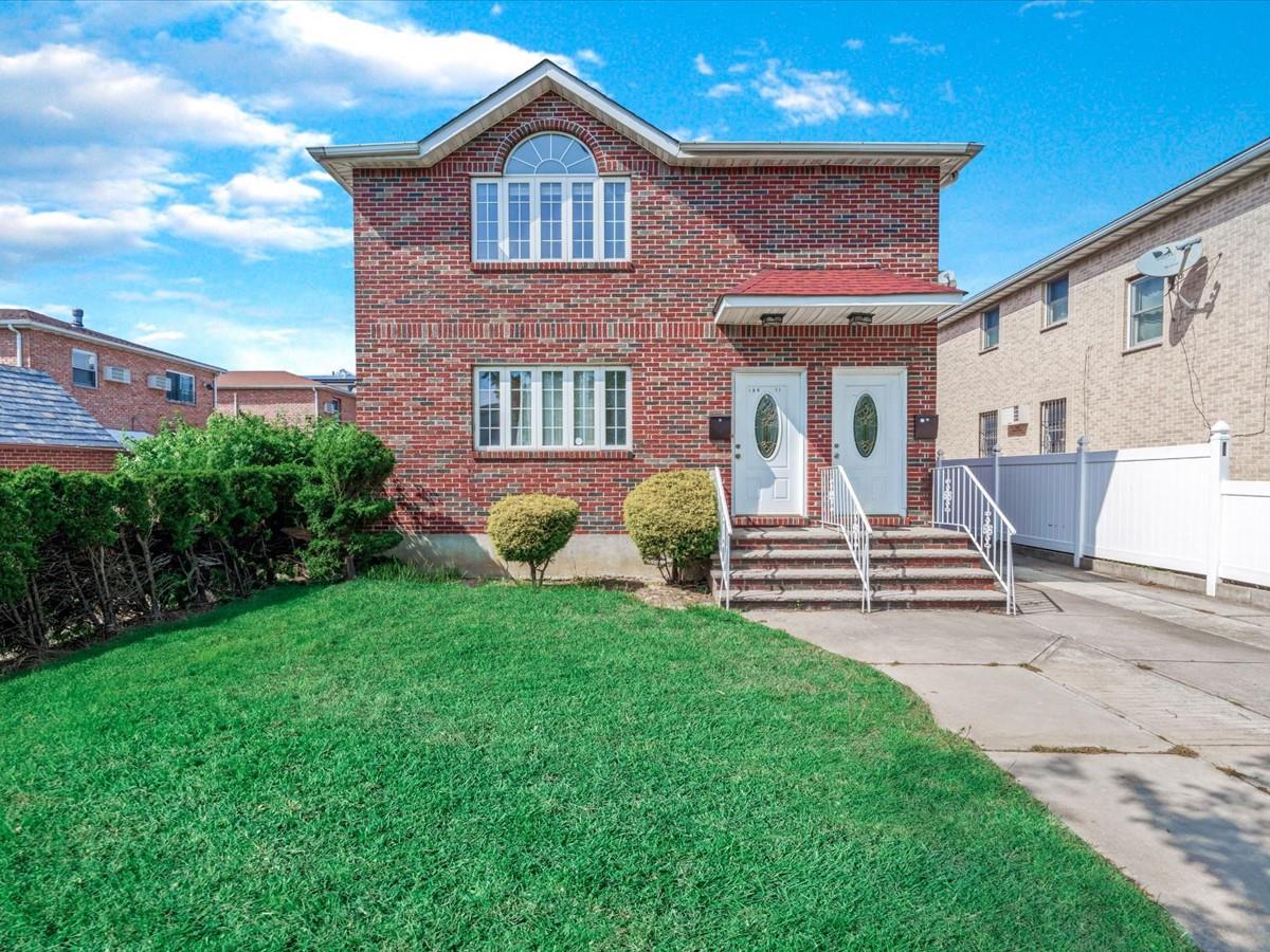 Property for Sale at 64th Avenue, Fresh Meadows, Queens, NY - Bedrooms: 6 
Bathrooms: 4  - $1,690,000