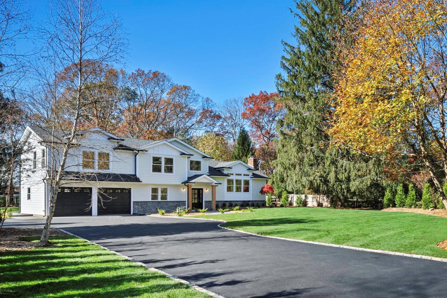 130 Sandy Hollow Road, North Port, New York image 2