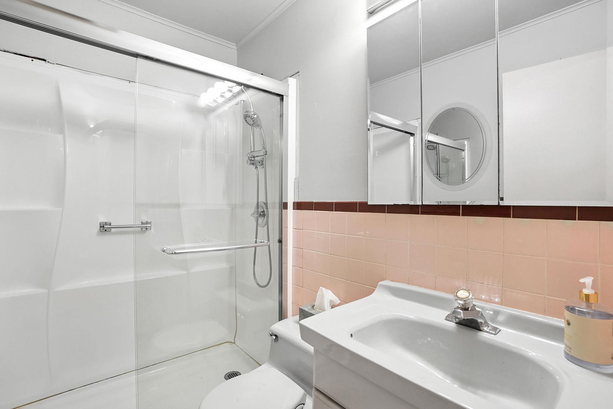 West Harrison, New York 10604, United States, 4 Bedrooms Bedrooms, ,2 BathroomsBathrooms,Residential,Pending,159060