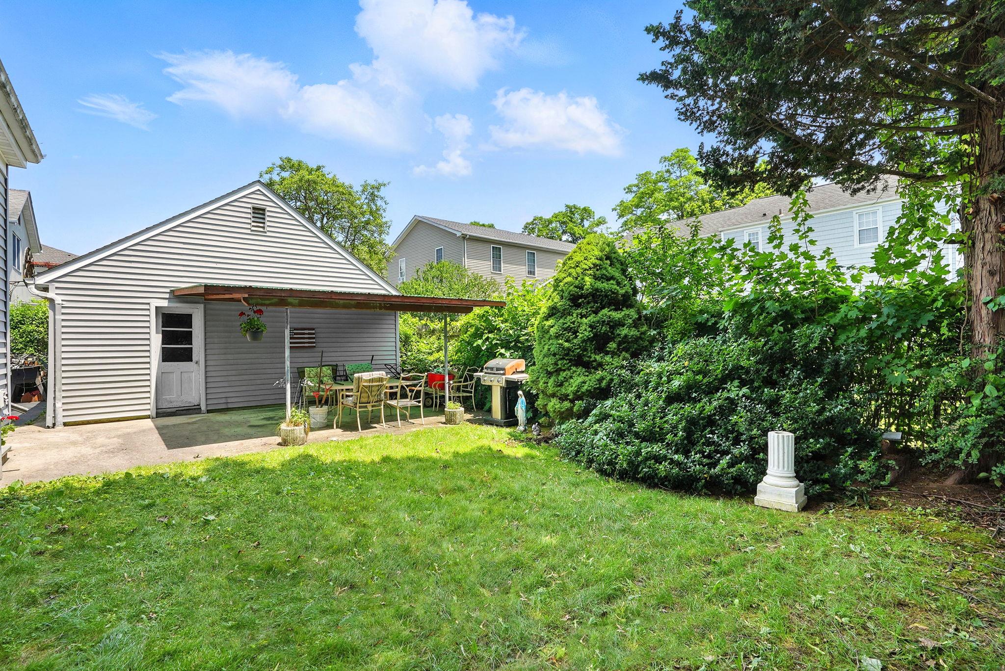 West Harrison, New York 10604, United States, 4 Bedrooms Bedrooms, ,2 BathroomsBathrooms,Residential,Pending,159060