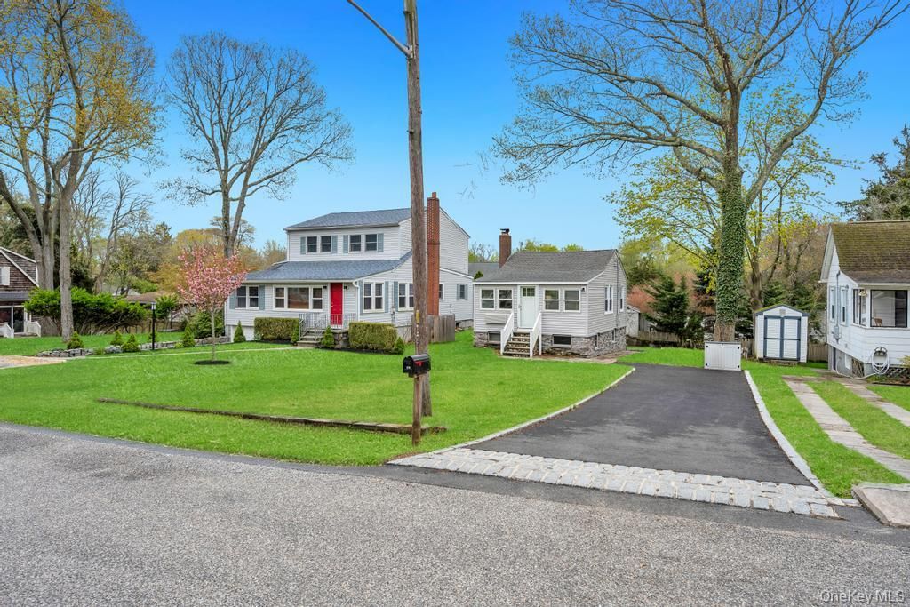 Photo of 25 Cedar Road, Wading River, NY 11792 (MLS # 986087)