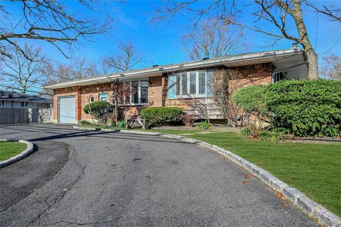 133 Wolf Hill Road Melville NY 11747