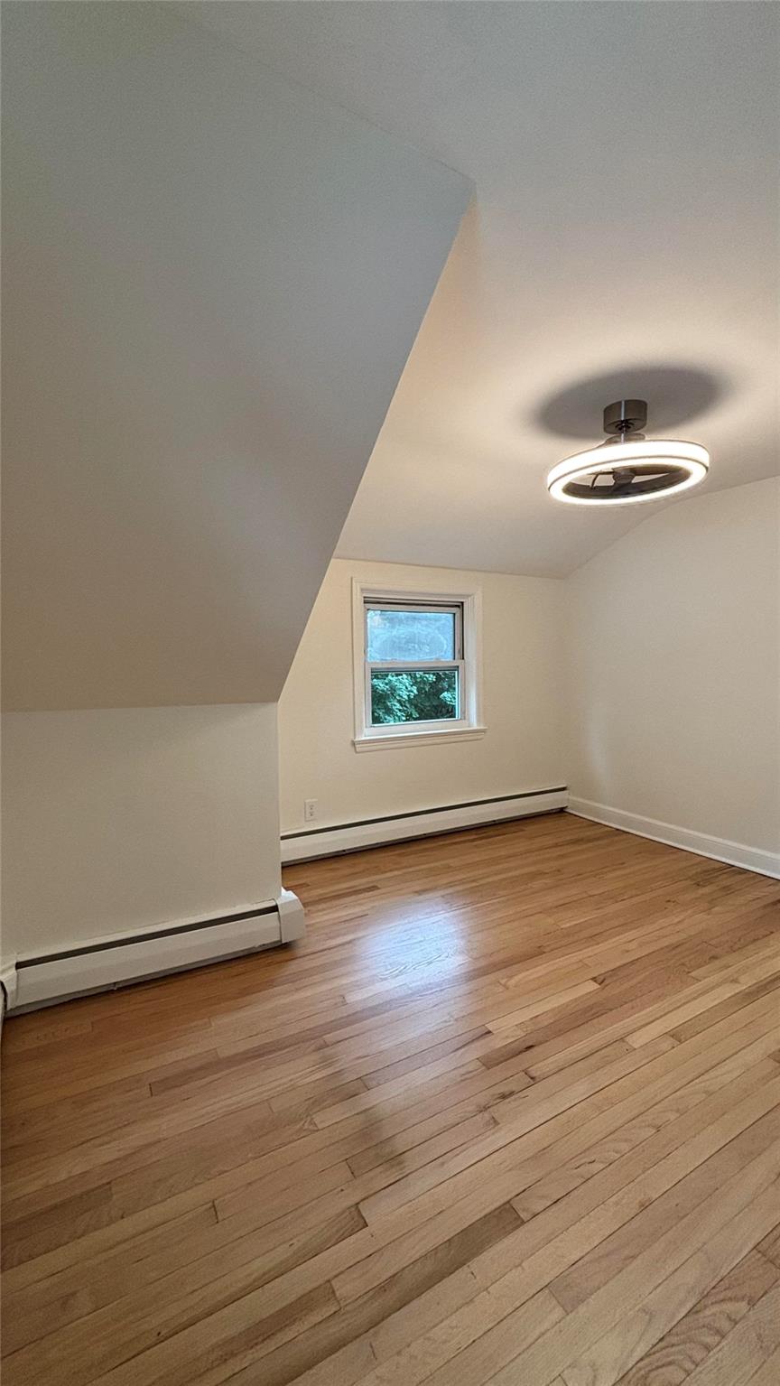 Huntington Station, New York 11746, United States, 1 Bedroom Bedrooms, ,1 BathroomBathrooms,Residential,Active,164108