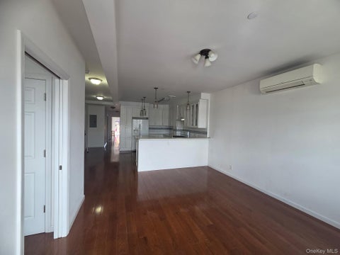Apartment For Rent - 4043 97th Street #4TH FLOOR<br/> Queens County, Corona, NY 11368
