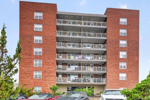 Homes For Sale - 855 E Broadway #5G<br/> Nassau County, Long Beach, NY 11561