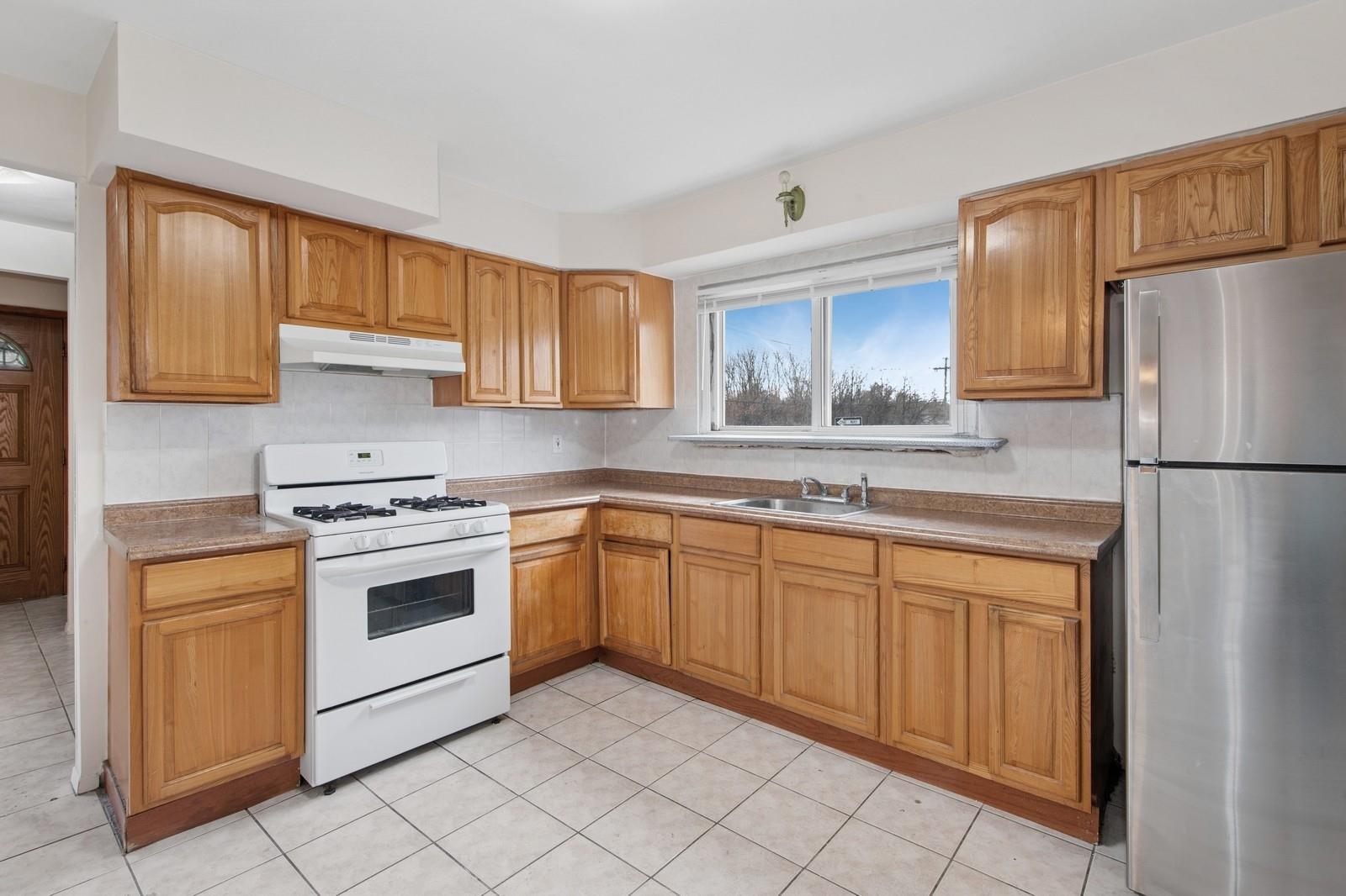54-30 Kissena Boulevard