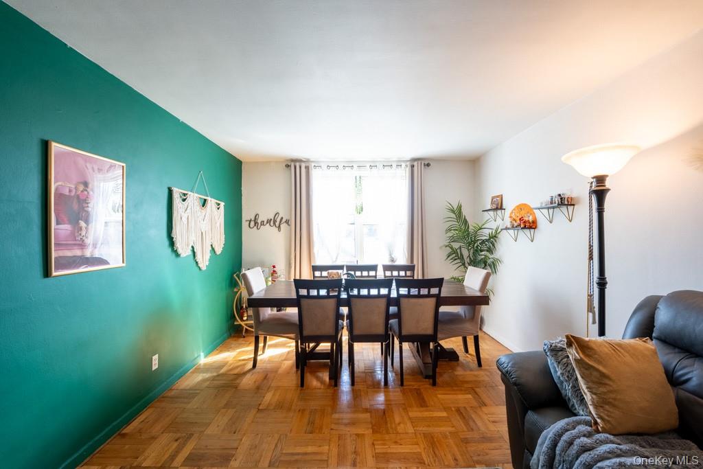 1304 Midland Avenue C25