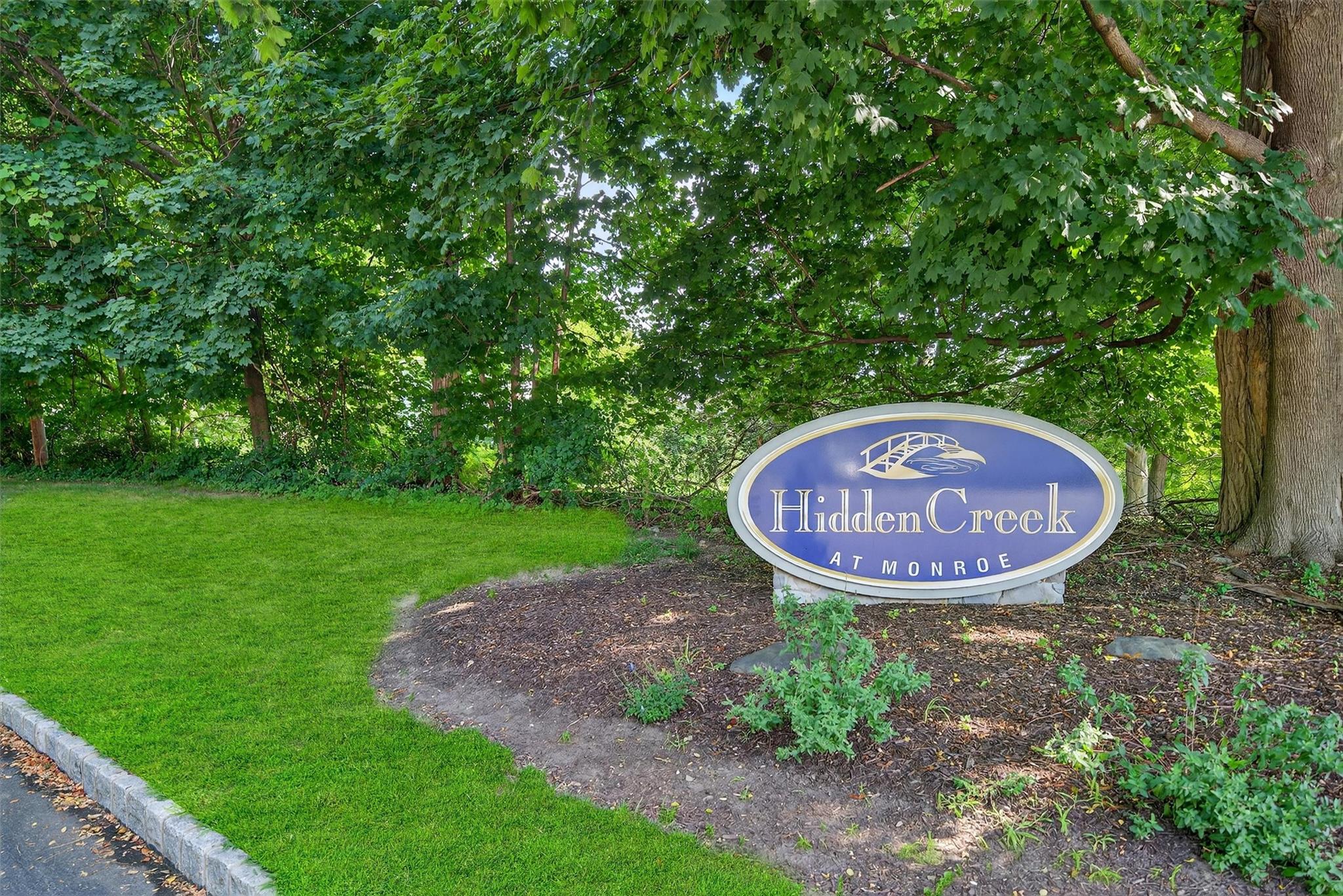 14 Hidden Creek Boulevard