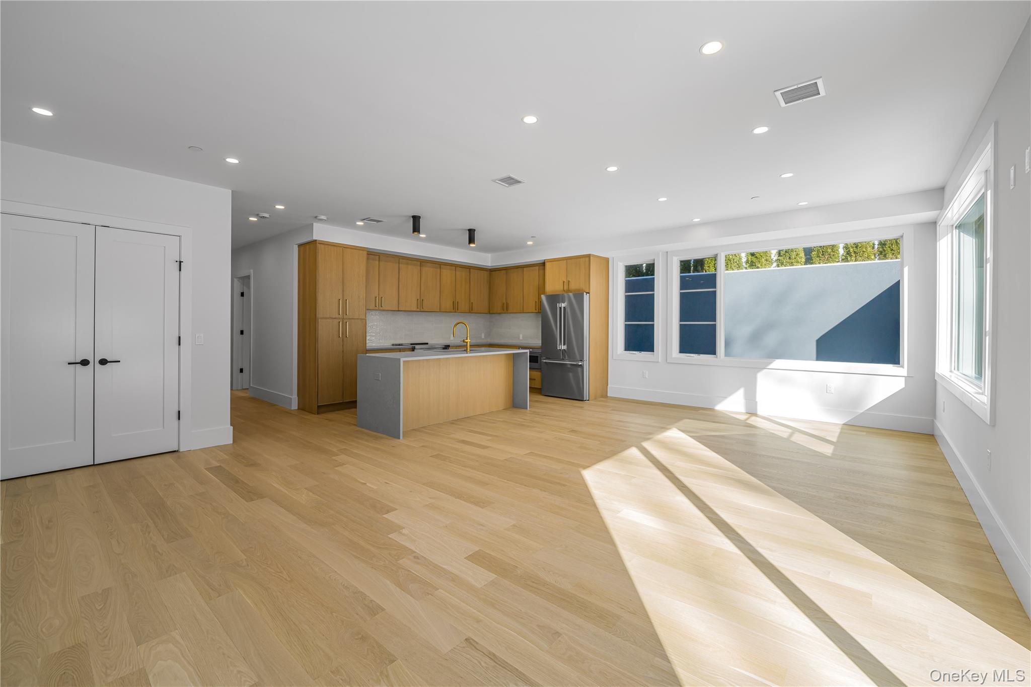 156 Palisade Street A