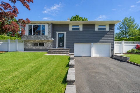 Homes For Sale - 129 Sherman Street<br/> Brentwood, NY 11717
