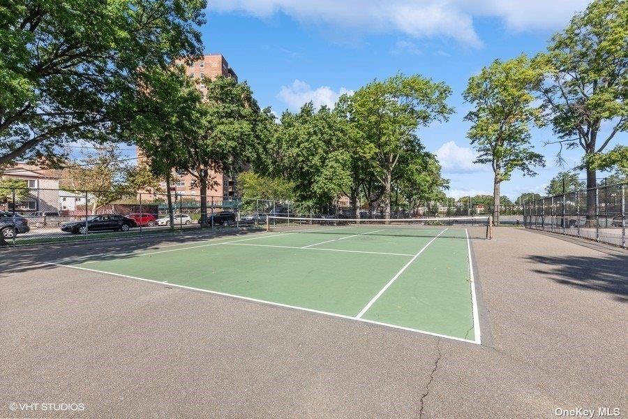 61-20 Grand Central Parkway #A608, Forest Hills, New York image 13